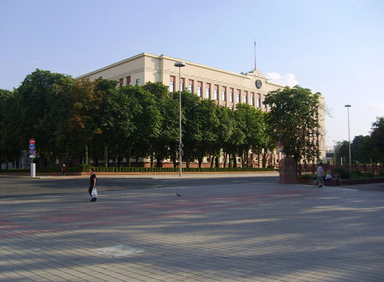 http://www.belsmi.narod.ru/photo/minsk/37.JPG